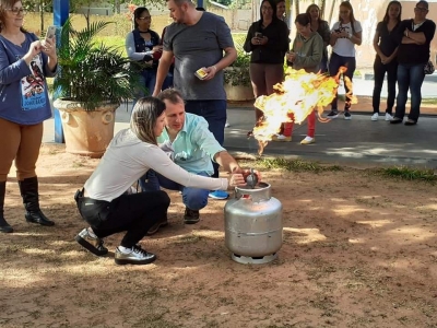 Profissionais Da Educação Realizam Treinamento De Brigada De Incêndio Em Rondon