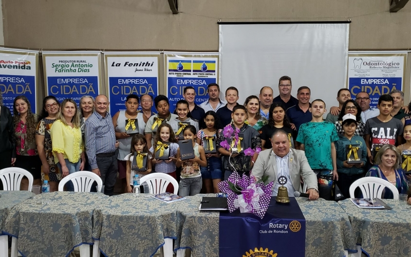 Rotary Club De Rondon Entrega Óculos De Graça Para Alunos Através De Trabalho De Acuidade Visual