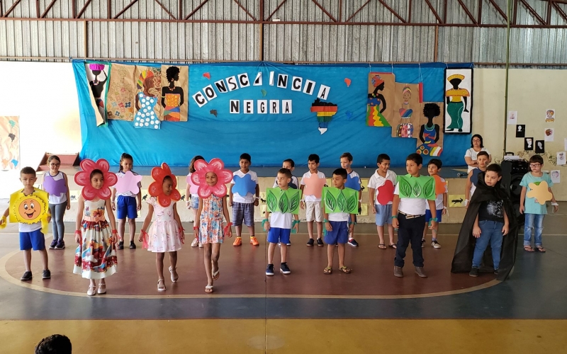 Escola Municipal Marechal Castelo Branco Realiza Comemoração Ao Dia Da Consciência Negra