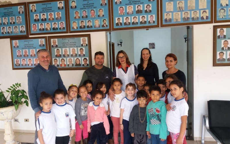 Alunos Do Cmei Francisco Sella Visitam O Poder Legislativo