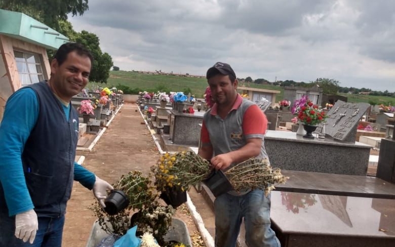 Endemias Realiza Mutirão De Limpeza No Cemitério Logo Após Finados