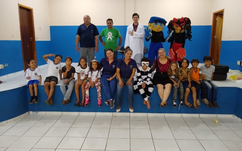 Alunos De Escola Municipal Assistem Palestra E Teatro Sobre Combate Ao Aedes Aegypti