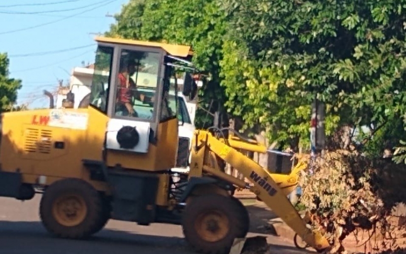 Prefeitura inicia Mutirão de Limpeza contra a Dengue em Rondon